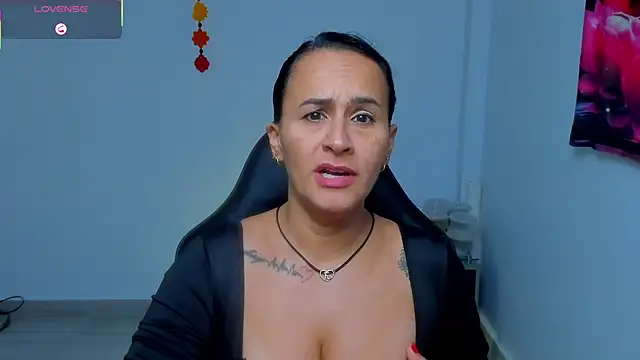 Sara Charmy online show from 05.16.26