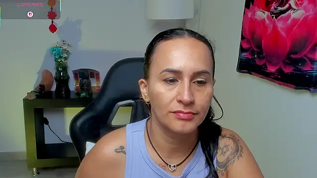 Sara Charmy online show from 06.01.26