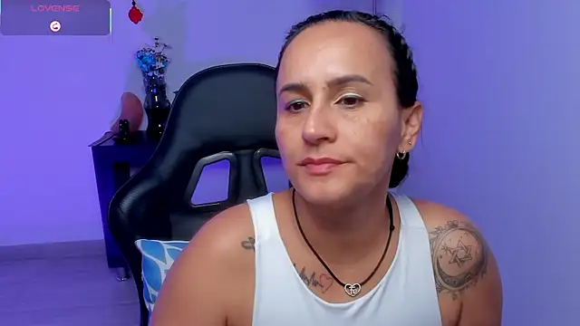 Sara Charmy online show from 06.06.26