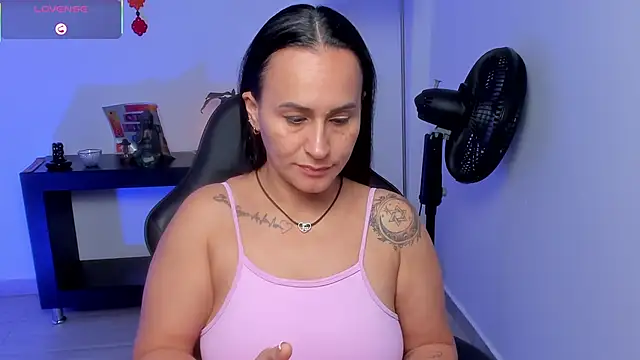 Sara Charmy online show from 06.20.26