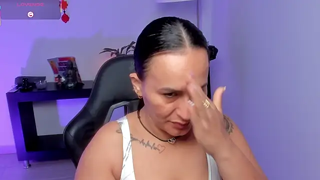 Sara Charmy online show from 06.23.26