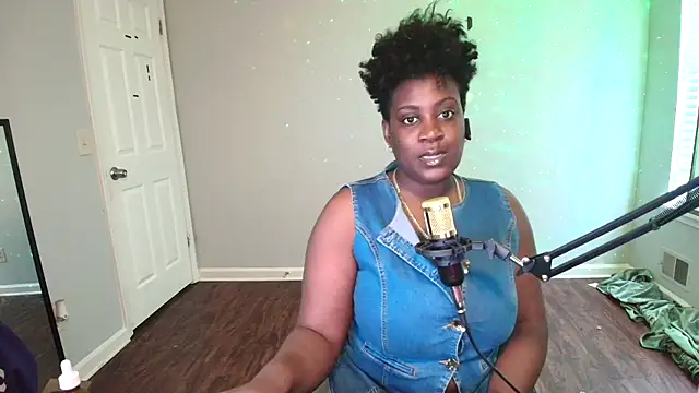 lovelyenigma365 online show from 03.17.26