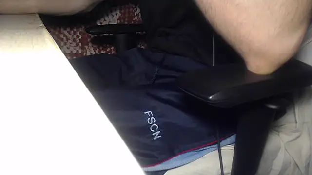 Snapshot of GreekDaddyNickOfficial chatting on 10.27.25 GreekDaddyNickOfficial online show from 10.27.25