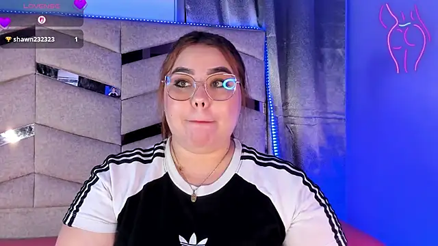 MadissonLee   online show from 04.23.26
