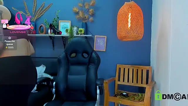 yessila parker online show from 03.10.26