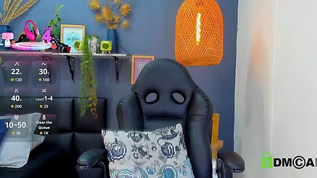 yessila parker online show from 04.25.26