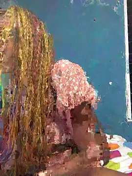 Ladyzee25 online show from 10.30.25