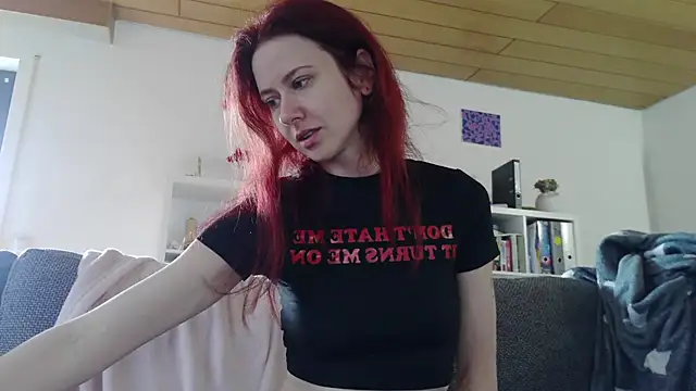 SweetSeraphine online show from 09.14.25