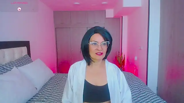 CarolinneFiotti online show from 09.22.25