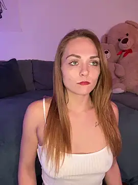 OCTAPUSSY2000 online show from 03.05.26