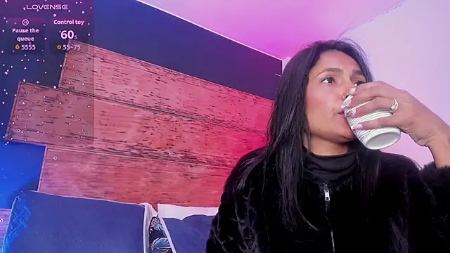 Fernanda liie  online show from 06.06.26