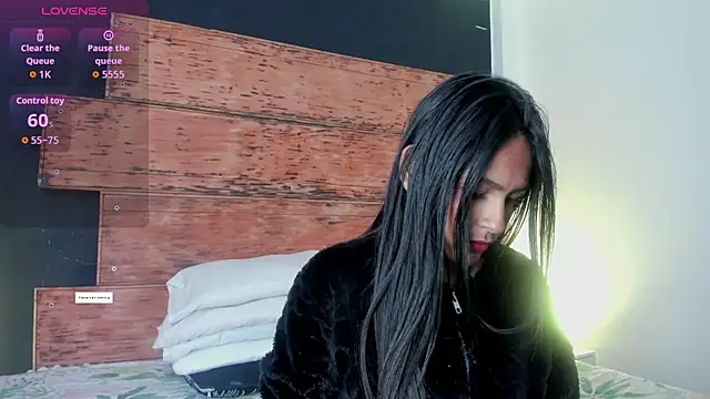 Fernanda liie  online show from 07.24.26
