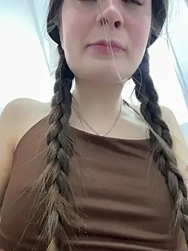 Snapshot of melicious_ chatting on 03.27.26 melicious online show from 03.27.26