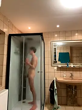 xy monkeyBigCock online show from 10.04.25