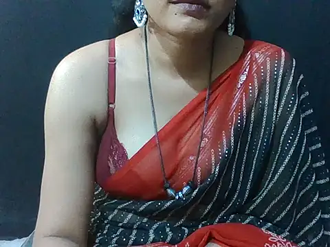 Snapshot of sugandha_bhabhi chatting on 10.12.25 sugandha bhabhi online show from 10.12.25