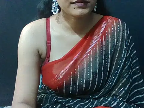Snapshot of sugandha_bhabhi chatting on 10.24.25 sugandha bhabhi online show from 10.24.25
