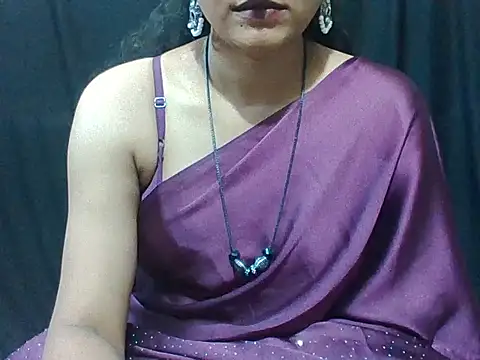 Snapshot of sugandha_bhabhi chatting on 11.10.25 sugandha bhabhi online show from 11.10.25