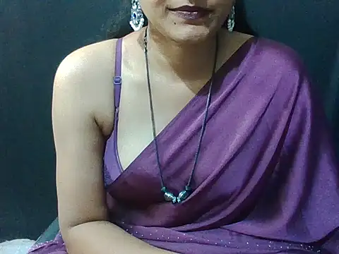 Snapshot of sugandha_bhabhi chatting on 11.29.25 sugandha bhabhi online show from 11.29.25