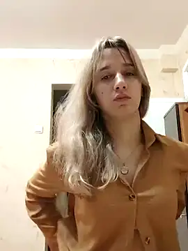 Aurorahoney online show from 03.02.25