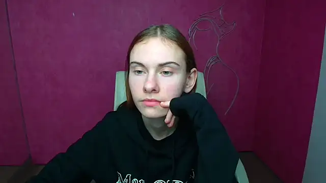 Fiona Night online show from 03.10.25