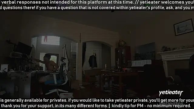 Snapshot of yetieater chatting on 06.16.26 yetieater online show from 06.16.26