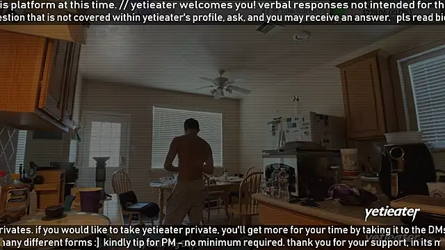 Snapshot of yetieater chatting on 06.18.26 yetieater online show from 06.18.26