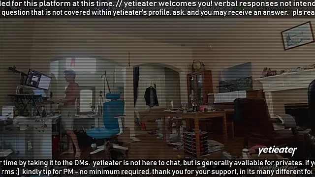 Snapshot of yetieater chatting on 06.19.26 yetieater online show from 06.19.26