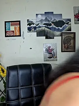 Snapshot of Noor-Bold chatting on 02.13.26 Noor-Bold online show from 02.13.26