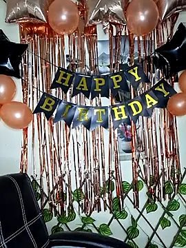 Snapshot of Noor-Bold chatting on 02.25.26 Noor-Bold online show from 02.25.26