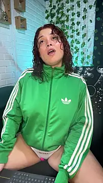 LiraSonnett online show from 12.14.25