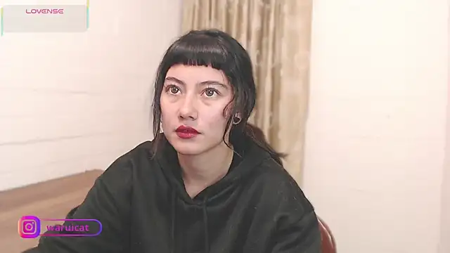 Laury uri online show from 03.06.26