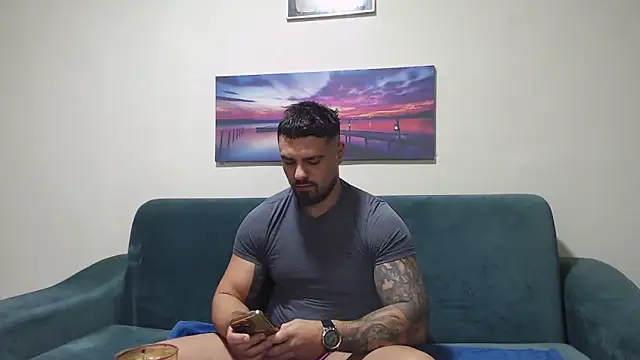 Tiberius hunk online show from 11.23.25