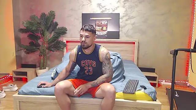Tiberius hunk online show from 06.08.26