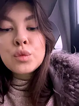 HannaJohnson online show from 11.13.25