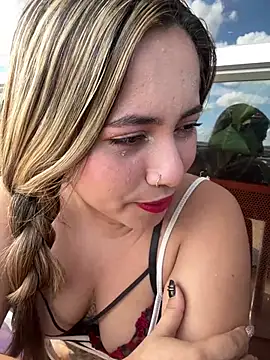 lunaxxx 69 online show from 05.02.26