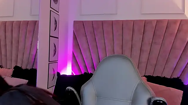 LunaSotto online show from 10.11.25