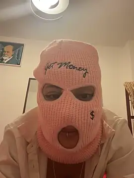 Snapshot of MargheritaRm chatting on 12.17.25 MargheritaRm online show from 12.17.25