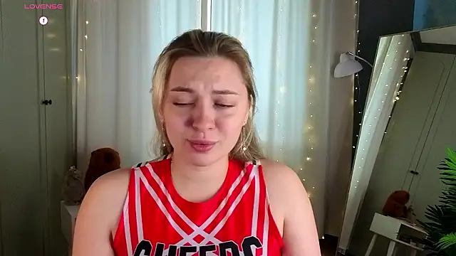 christie luv online show from 03.06.26