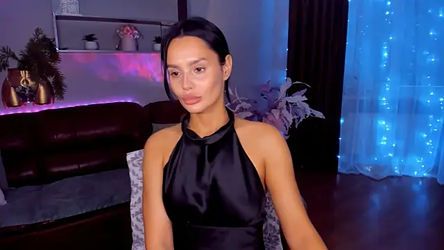 Snapshot of DanaSincere chatting on 02.19.26 DanaSincere online show from 02.19.26