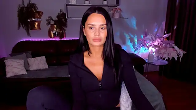 Snapshot of DanaSincere chatting on 06.04.26 DanaSincere online show from 06.04.26