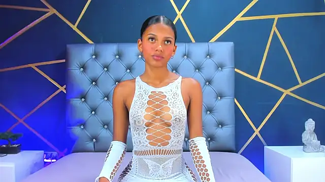 Snapshot of Lia_Taylor1 chatting on 10.01.25 Lia Taylor1 online show from 10.01.25