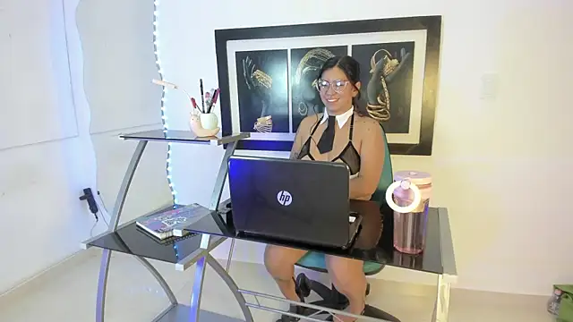 emilyy cooperr online show from 09.11.25