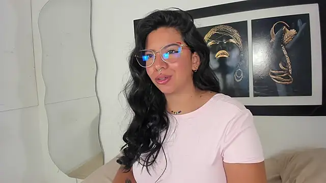 emilyy cooperr online show from 12.15.25