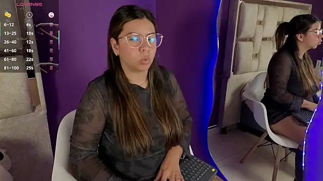 emilyy cooperr online show from 06.10.26