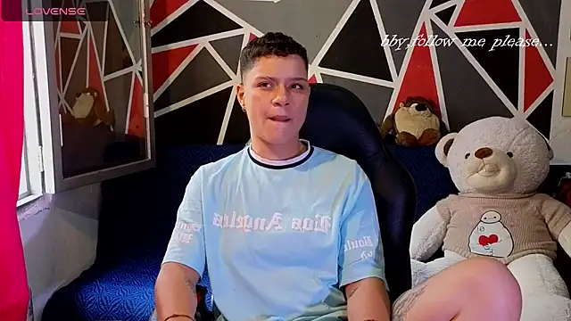 demimoore222 online show from 11.25.25