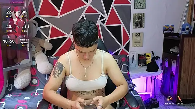 Snapshot of demimoore222 chatting on 01.15.26 demimoore222 online show from 01.15.26