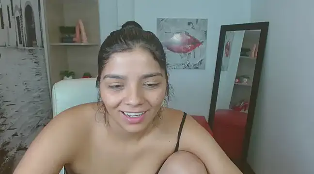 Snapshot of issa__nassar chatting on 03.10.25 issa nassar online show from 03.10.25