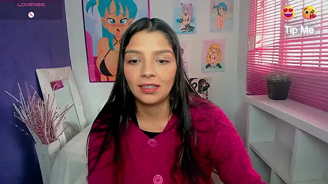 Snapshot of issa__nassar chatting on 12.04.25 issa nassar online show from 12.04.25