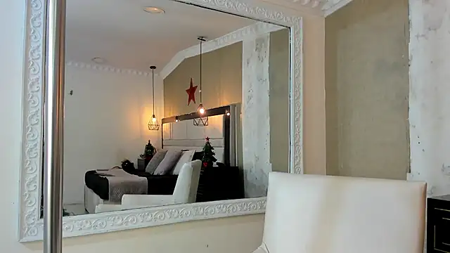 LiliJensen online show from 12.05.25