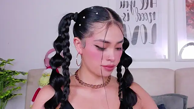 SaritaBratz online show from 11.28.25